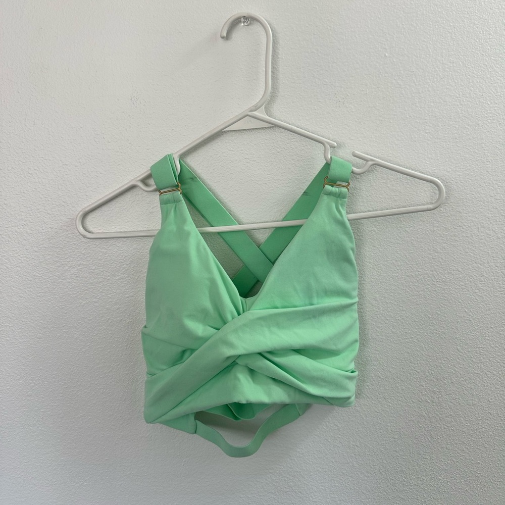 BuffBunny Mint Green Twist Front Sports Bra